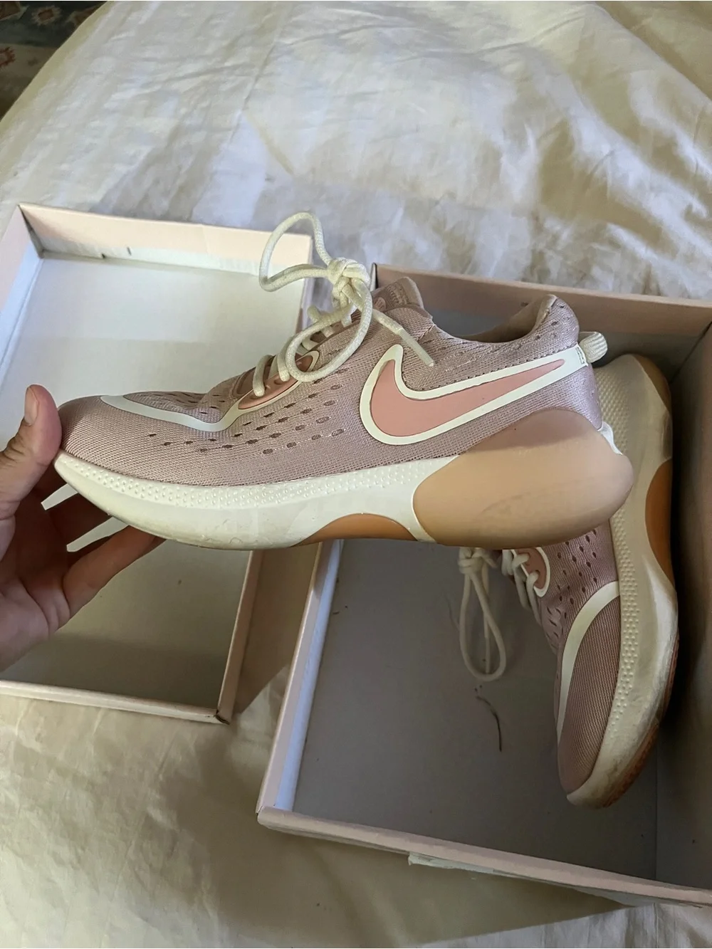 Nike Joyride Dual Run Pale Pink Sneakers